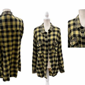 Studded Plaid Button Down Shirt - Black and Yellow